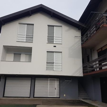 Dass Apartmani バニャ・ルカ エクステリア 写真