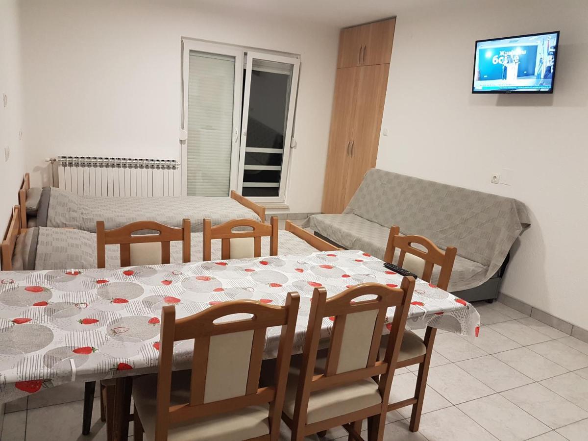 Dass Apartmani バニャ・ルカ エクステリア 写真