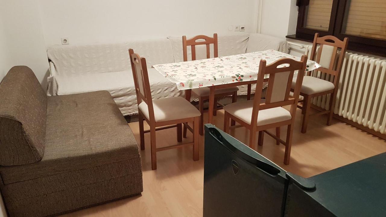 Dass Apartmani バニャ・ルカ エクステリア 写真